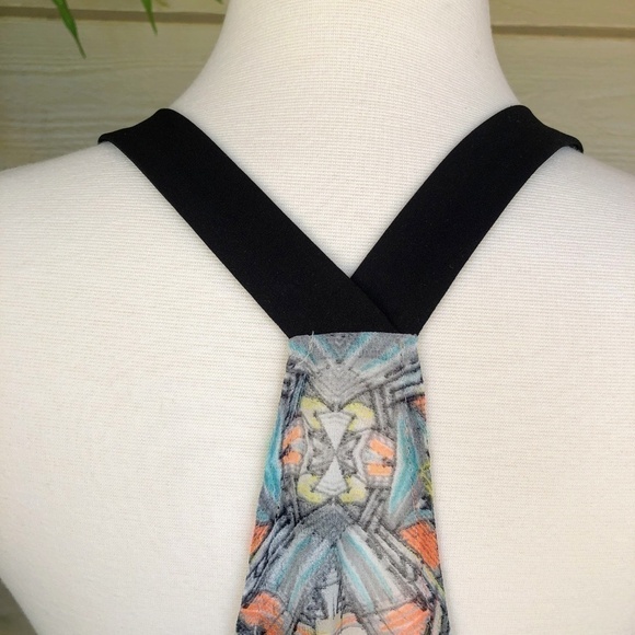 🎉ASTR Neon Geometric Racerback Tank Black Straps - Picture 4 of 9